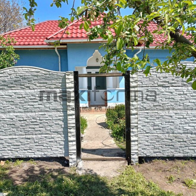 Set Matrite gard panou intreg format din 3 matrite mijloc + 1 terminatia si 2 stalpi LIS, Model – Piatra Sparta Romania